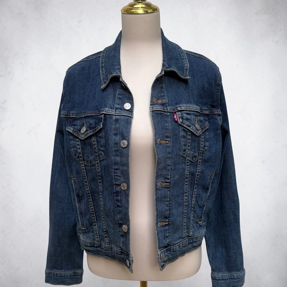 Levis Trucker Jacket XL Blue Denim Button Front Classic Pockets Workwear Western